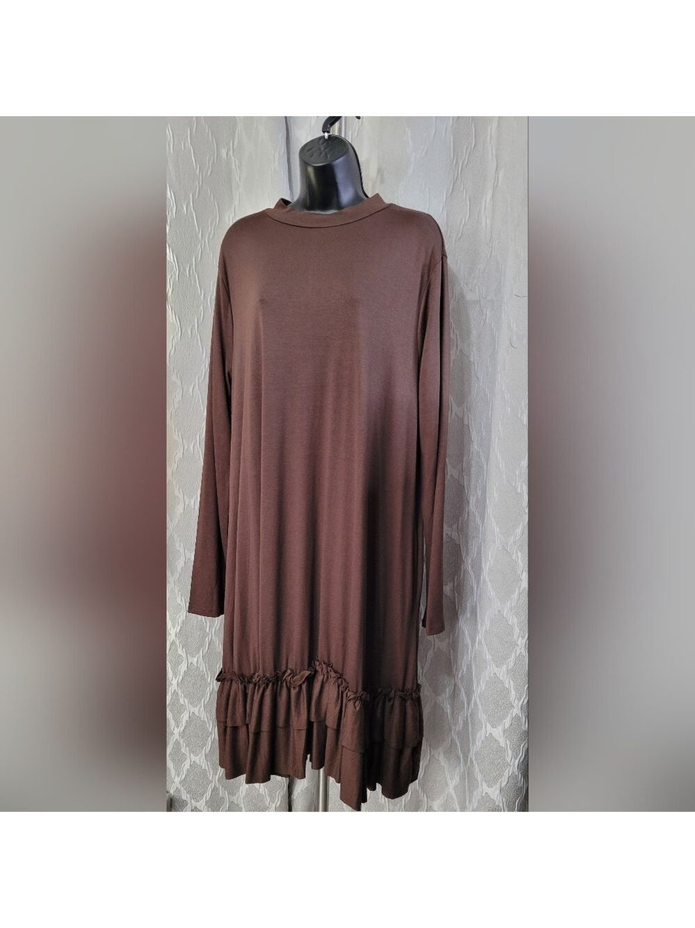 Zenana Outfitters | Brown Ruffle Hem Dress w/Pockets | Size 2X - Picture 3 of 5